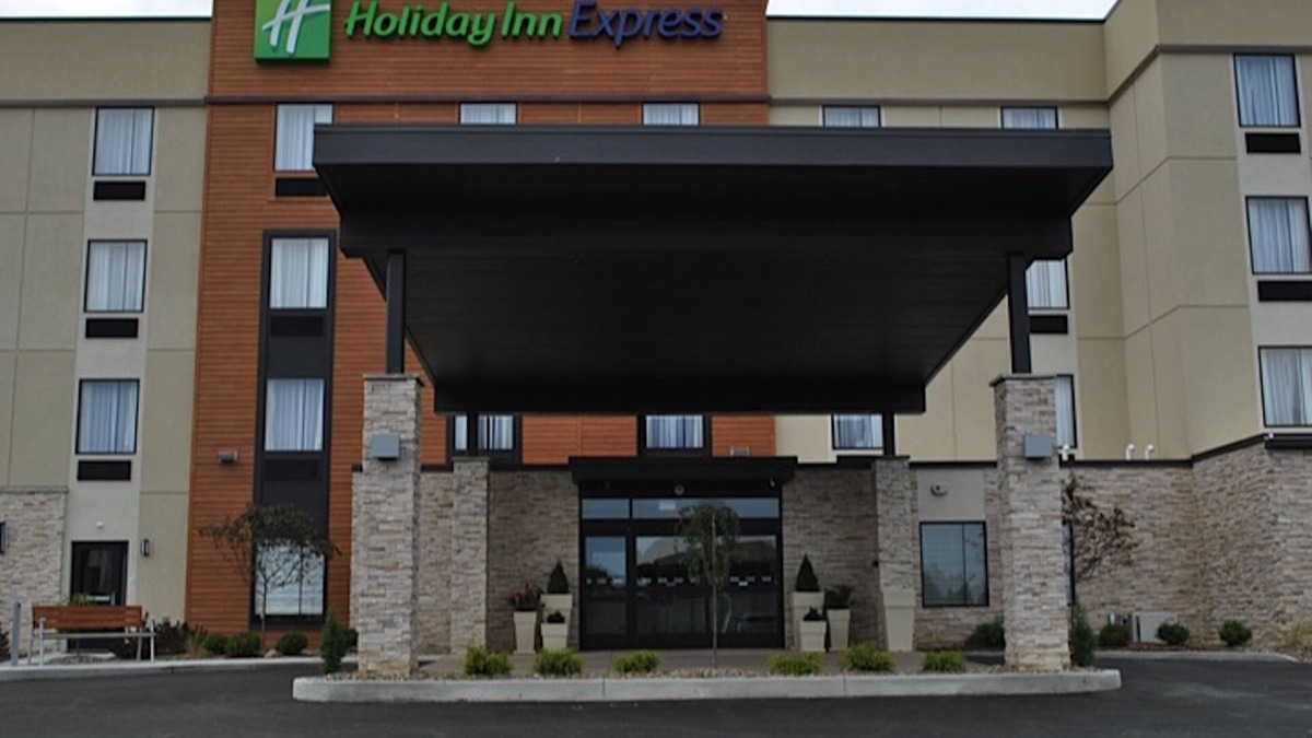 Salem Hotel | Holiday Inn Express Salem by IHG
