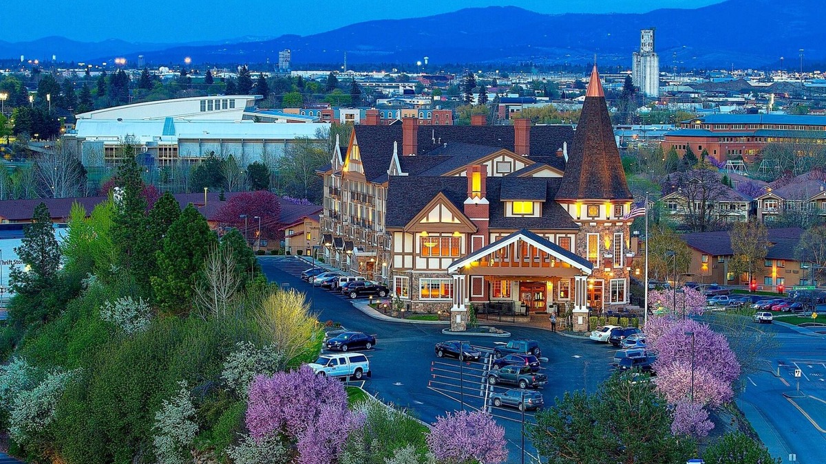 Riverside Hotel | Holiday Inn Express Spokane Downtown by IHG