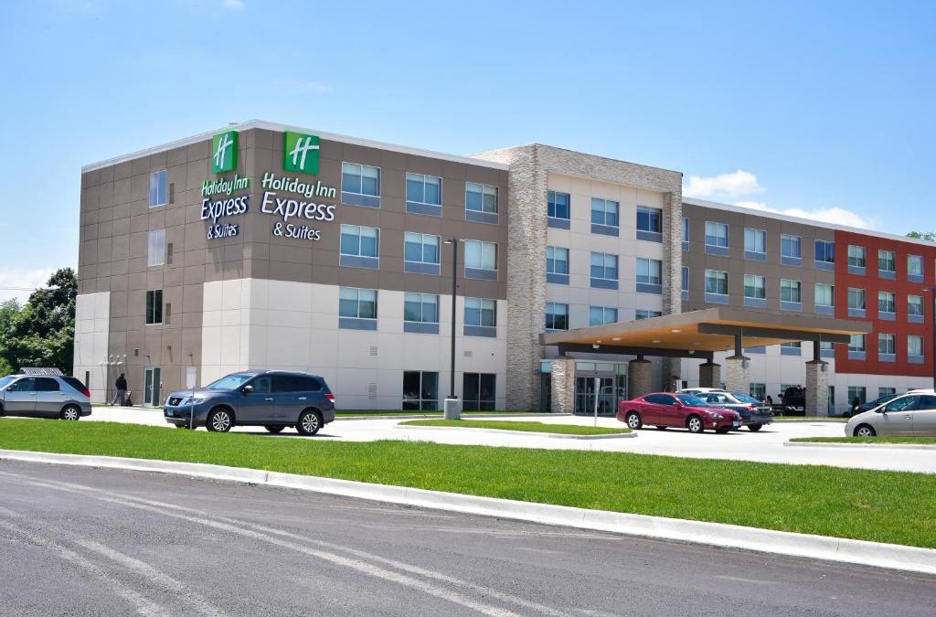 Bensenville Hotel | Holiday Inn Express & Suites - Bensenville - O'Hare by IHG