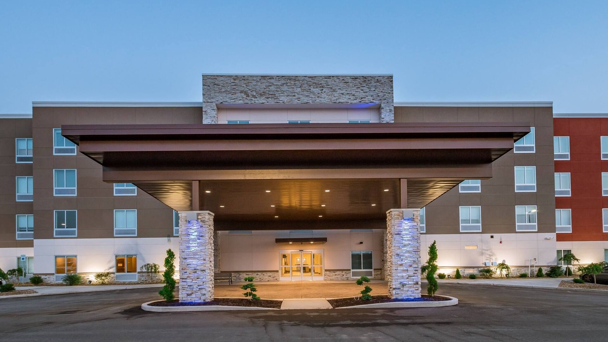 Saint Marys  Saint Joseph County Hotel | Holiday Inn Express & Suites - South Bend Casino by IHG
