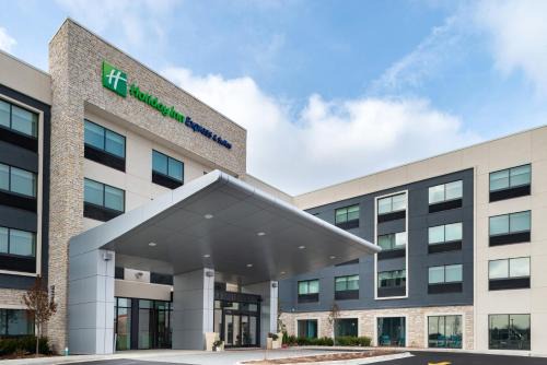 Romeoville Hotel | Holiday Inn Express & Suites - Romeoville - Joliet North by IHG