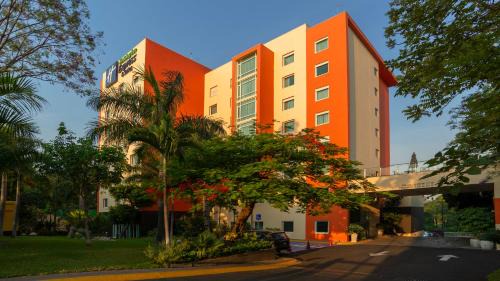 Cuernavaca Resort | Holiday Inn Express & Suites Cuernavaca by IHG
