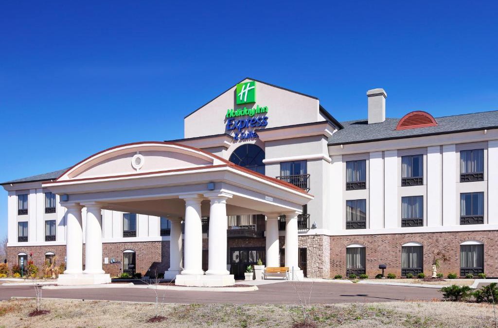 Covington Hotel | Holiday Inn Express & Suites Covington by IHG