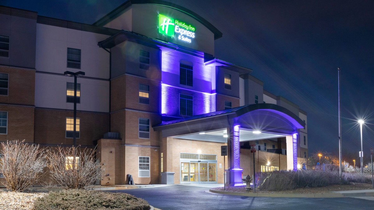 Meridian Hotel | Holiday Inn Express & Suites Englewood Denver South by IHG