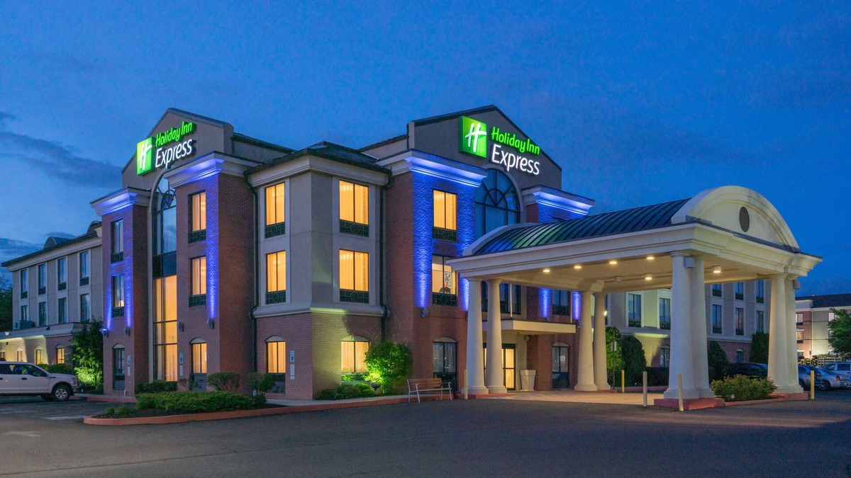 Milford Hotel | Holiday Inn Express & Suites Quakertown - Allentown Area by IHG