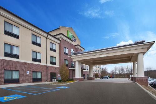 Strabane Hotel | Holiday Inn Express & Suites Washington - Meadow Lands by IHG