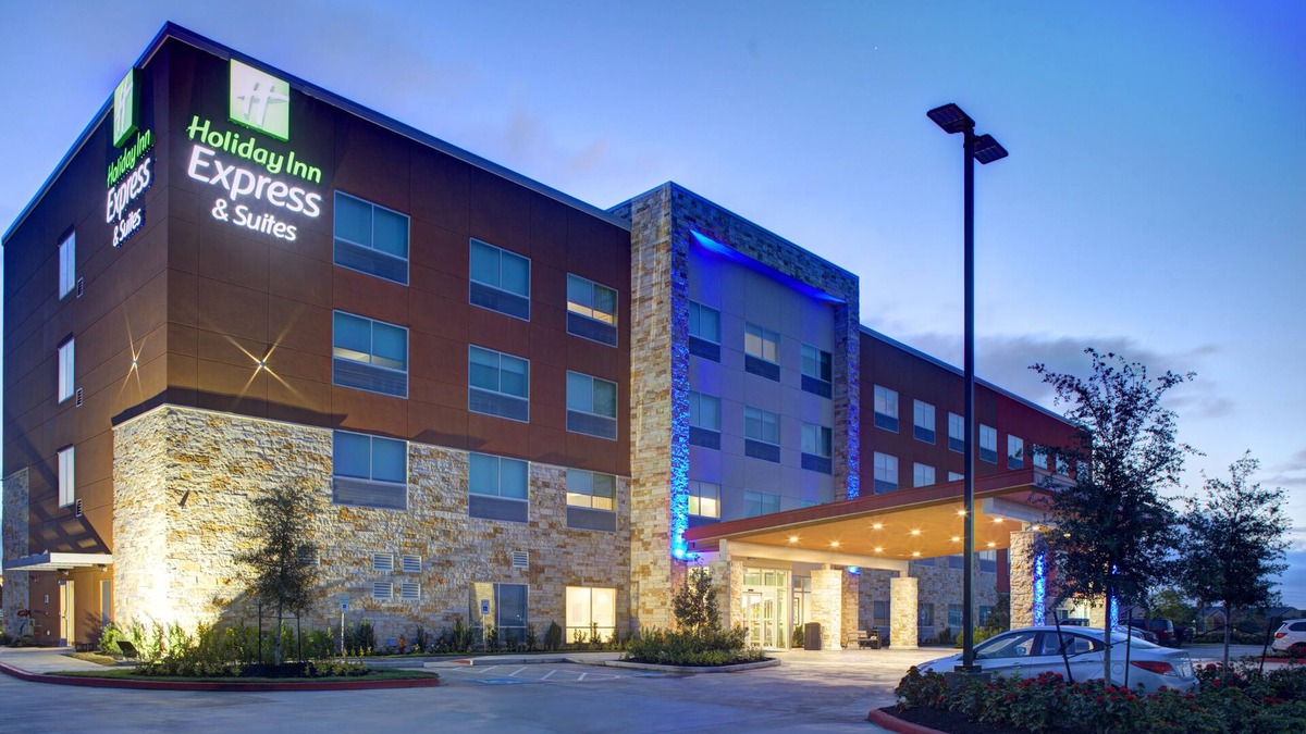 Cypress Hotel | Holiday Inn Express & Suites Houston NW - Cypress Grand Pky by IHG