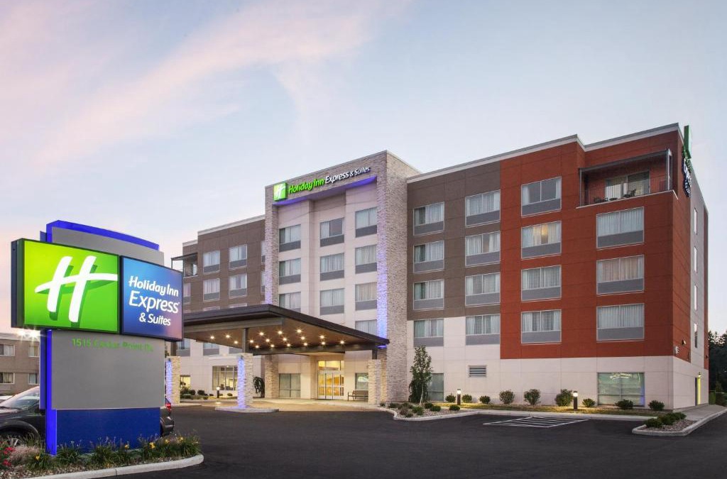 Sandusky Hotel | Holiday Inn Express & Suites Sandusky by IHG