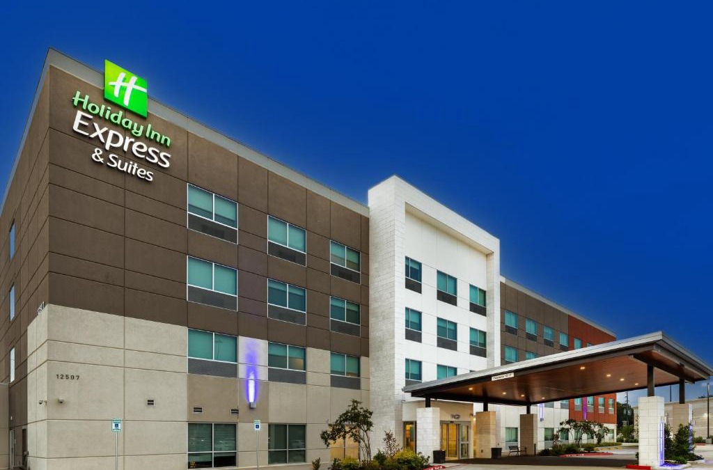 Stafford Hotel | Holiday Inn Express & Suites - Stafford NW - Sugar Land by IHG