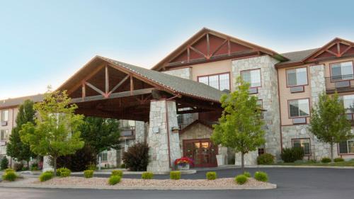 Cheney Hotel | Holiday Inn Express & Suites Cheney by IHG