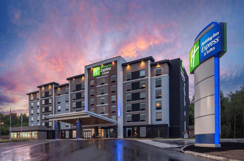 Moncton Hotel | Holiday Inn Express & Suites Moncton by IHG
