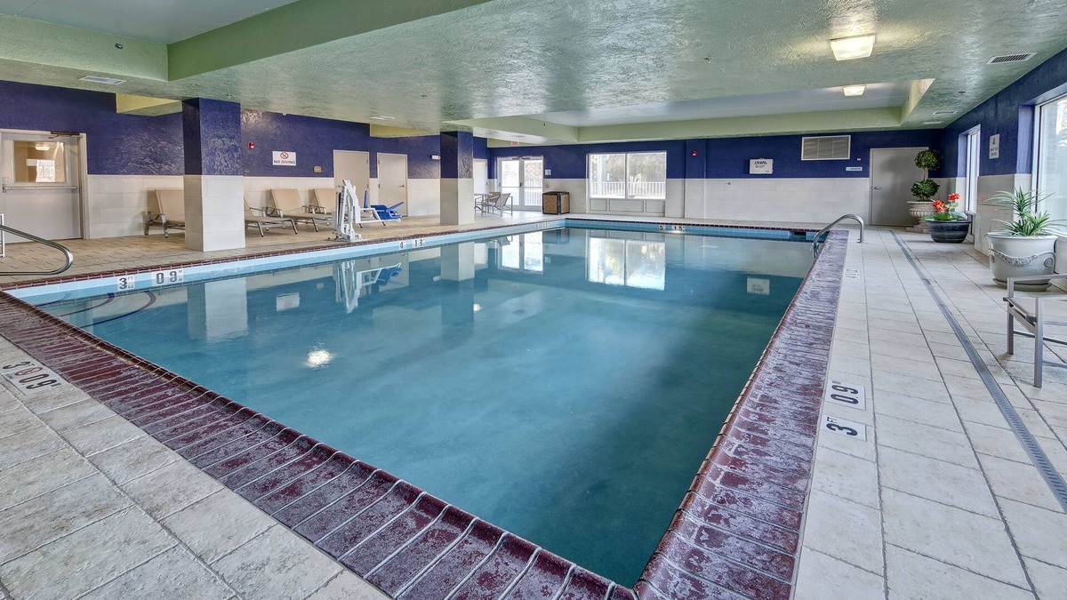 London Hotel | Holiday Inn Express & Suites London by IHG