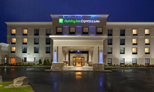 Whippleville Hotel | Holiday Inn Express & Suites Malone by IHG