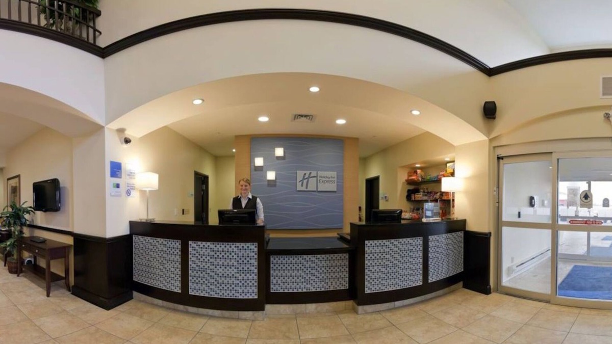 Pekin Hotel | Holiday Inn Express & Suites Pekin (Peoria Area) by IHG