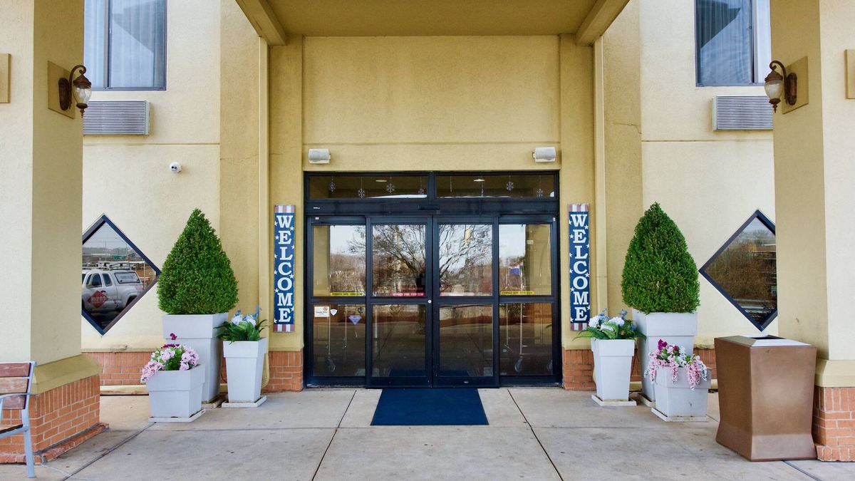 Fenton Hotel | Holiday Inn Express & Suites St. Louis West - Fenton by IHG