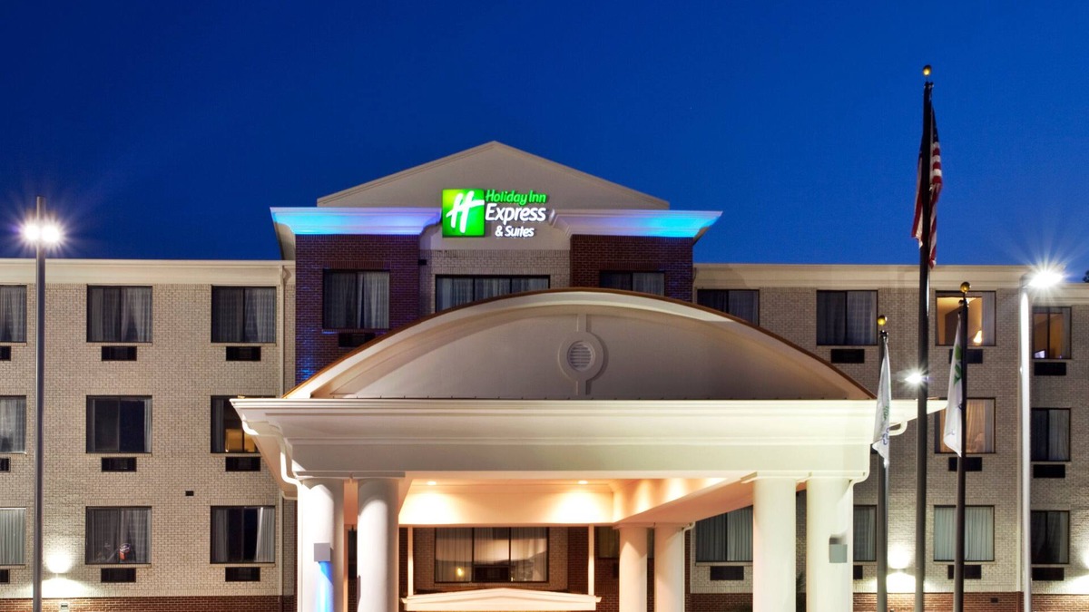 St. Martin Hotel | Holiday Inn Express & Suites Ocean Springs by IHG