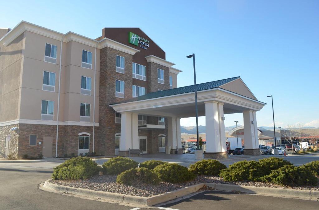 Golden Hotel | Holiday Inn Express & Suites Golden by IHG