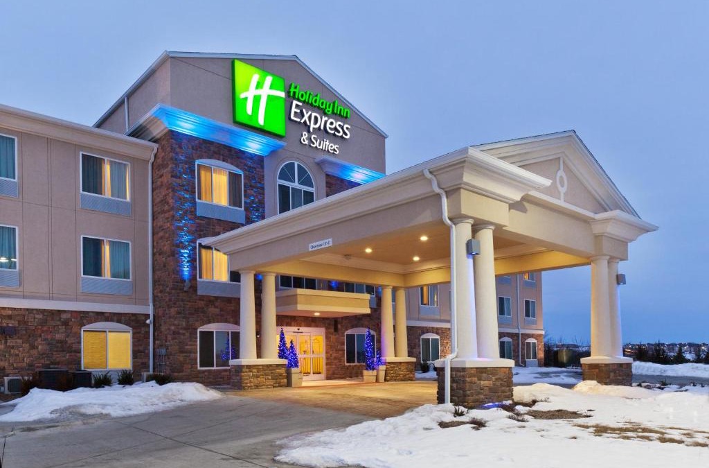 Chalco Hotel | Holiday Inn Express & Suites - Omaha I - 80 by IHG