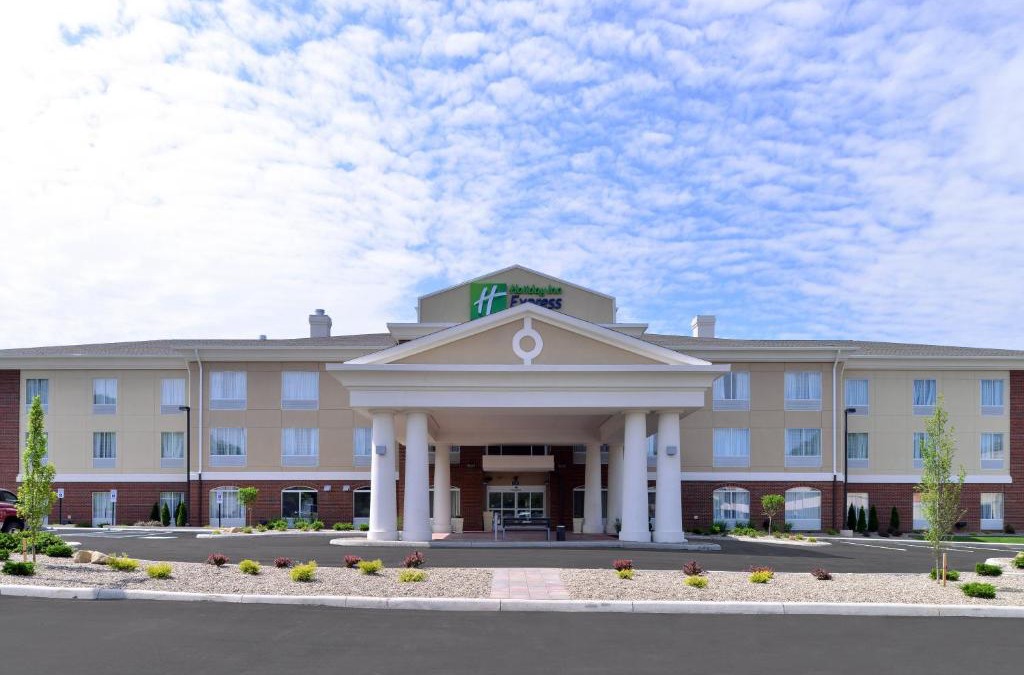 Ironton Hotel | Holiday Inn Express & Suites Ironton by IHG
