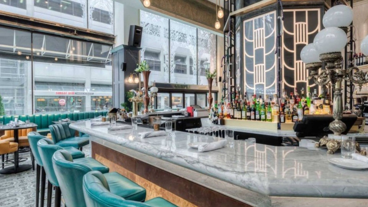 Old Town Hotel | Holiday Inn Express Toronto - Downtown by IHG