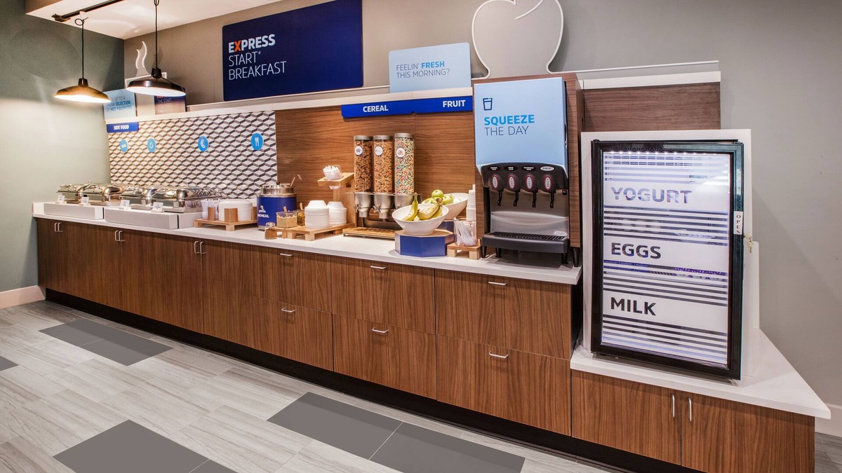 West Jefferson Hotel | Holiday Inn Express West Jefferson by IHG