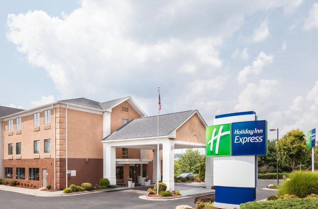 Winston - Salem Hotel | Holiday Inn Express Winston-Salem by IHG