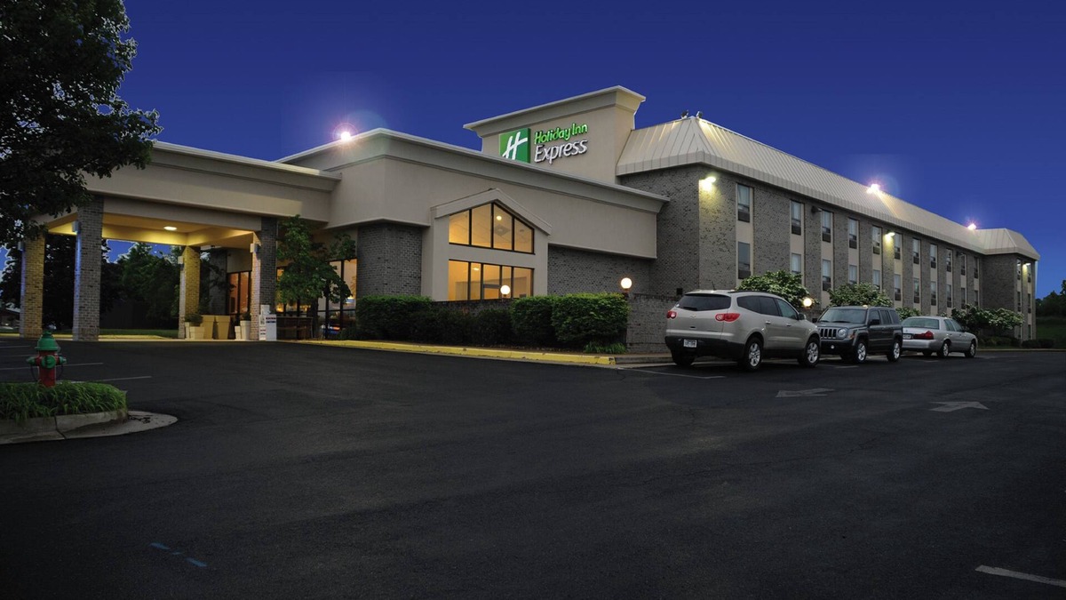 Stephens City Hotel | Holiday Inn Express Winchester South-Stephens City by IHG