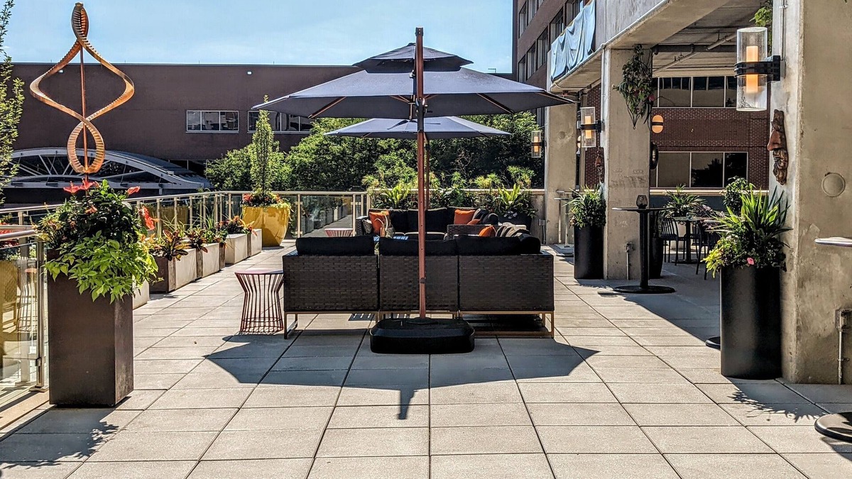 Historic Downtown Lancaster Hotel | Holiday Inn Lancaster by IHG