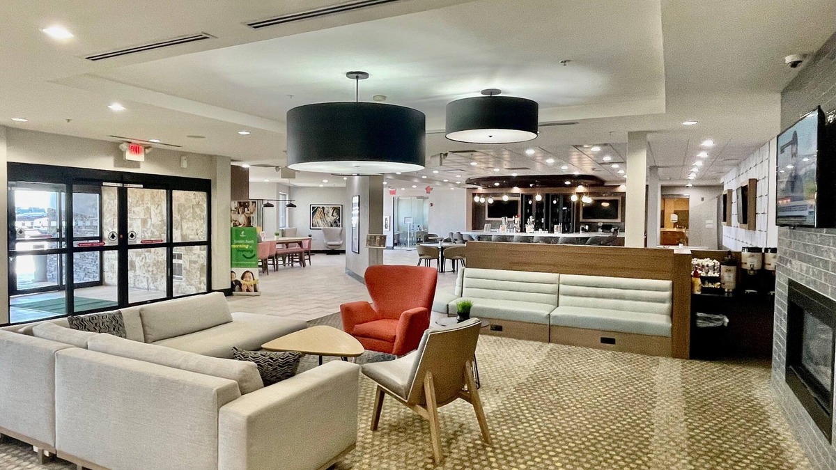 Kulpsville Hotel | Holiday Inn Lansdale - Hatfield by IHG