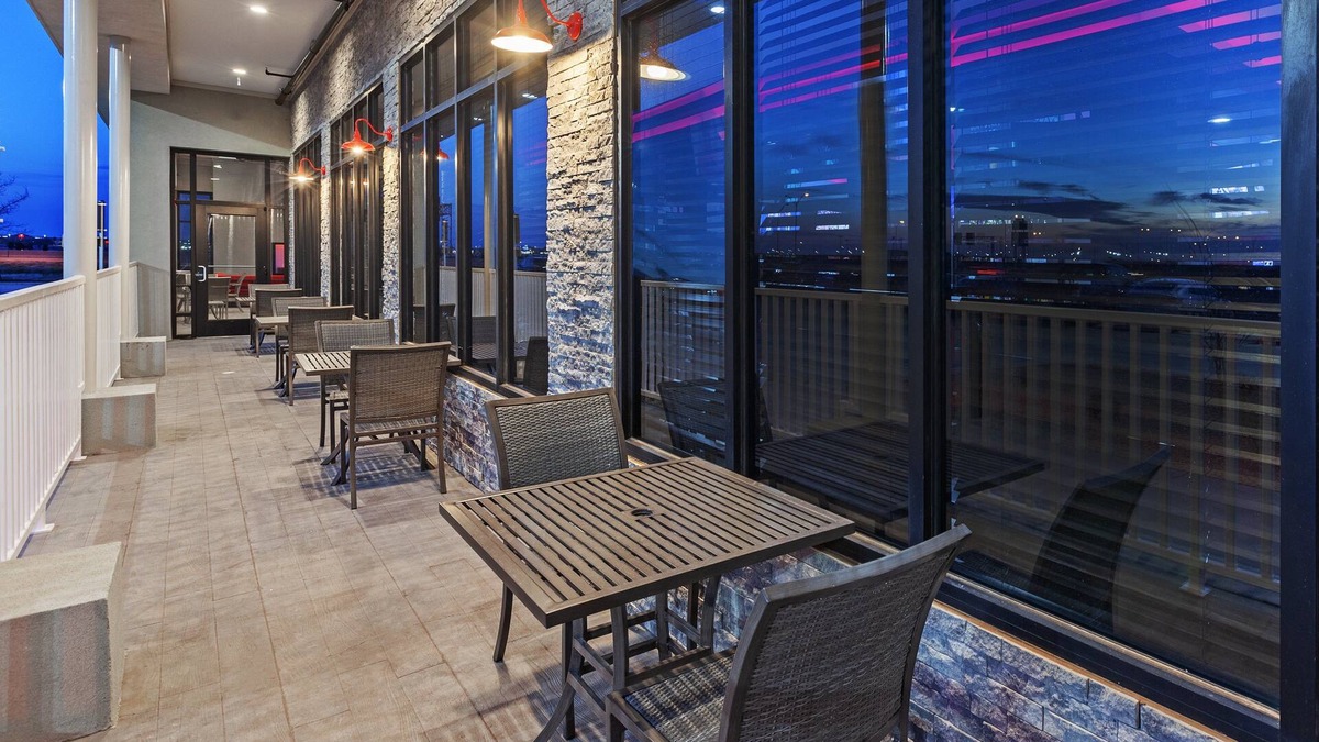 Lubbock Hotel | Holiday Inn Lubbock South by IHG