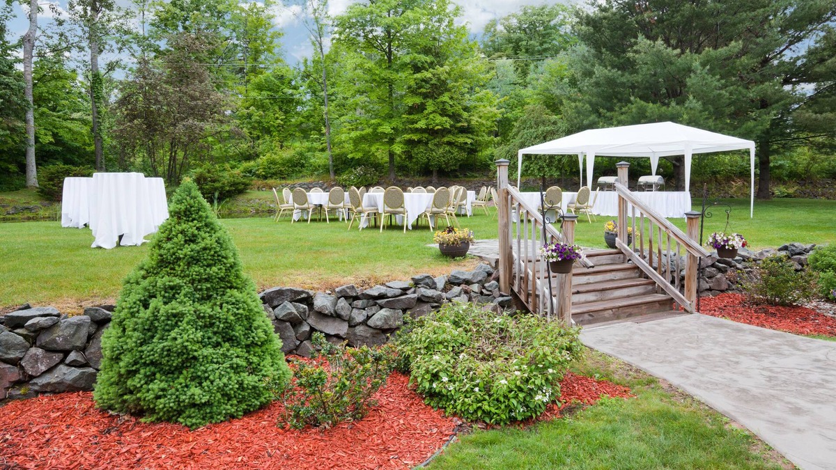 Marquette Hotel | Holiday Inn Marquette by IHG