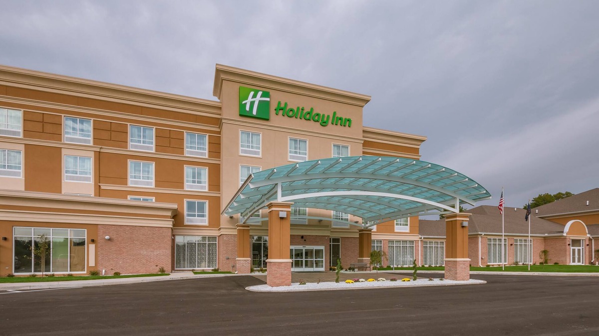 Mishawaka Hotel | Holiday Inn Mishawaka by IHG
