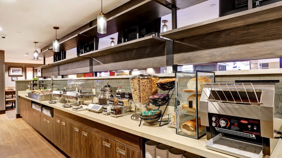 Gateway Hotel | Holiday Inn Mississauga Toronto West by IHG