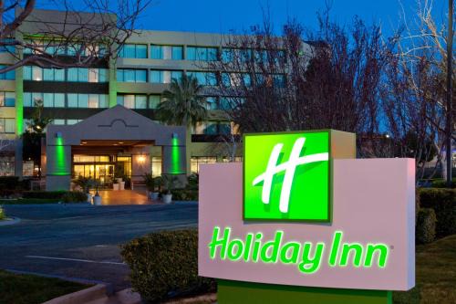 Palmdale Hotel | Holiday Inn Palmdale-Lancaster by IHG