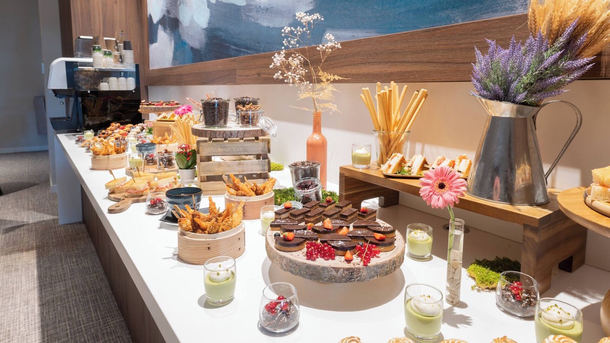 Roissy-en-France Hotel | Holiday Inn Paris CDG Airport by IHG