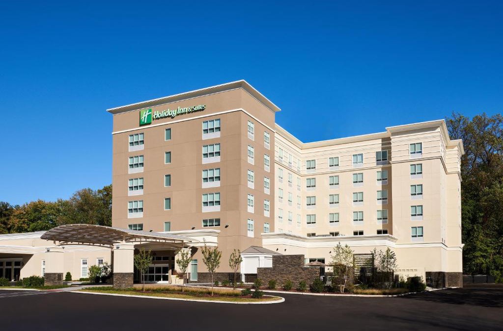 Drexel Hill Hotel | Holiday Inn & Suites Philadelphia W - Drexel Hill by IHG