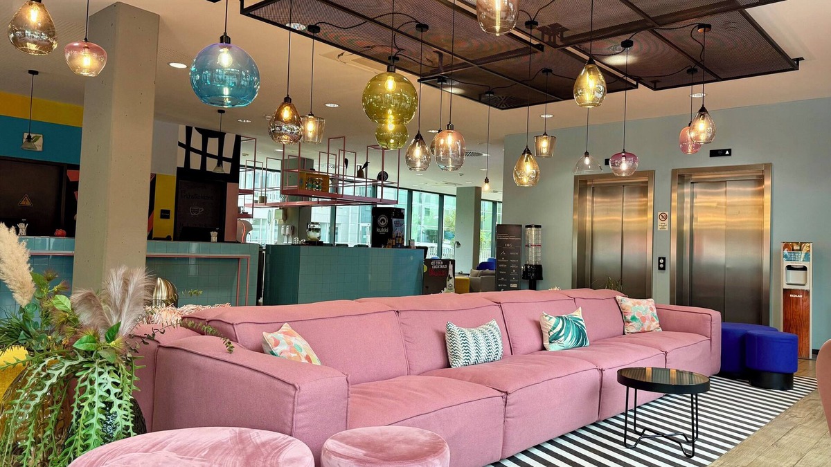 Eschborn Hotel | Holiday Inn - the niu, Belt Frankfurt Eschborn by IHG
