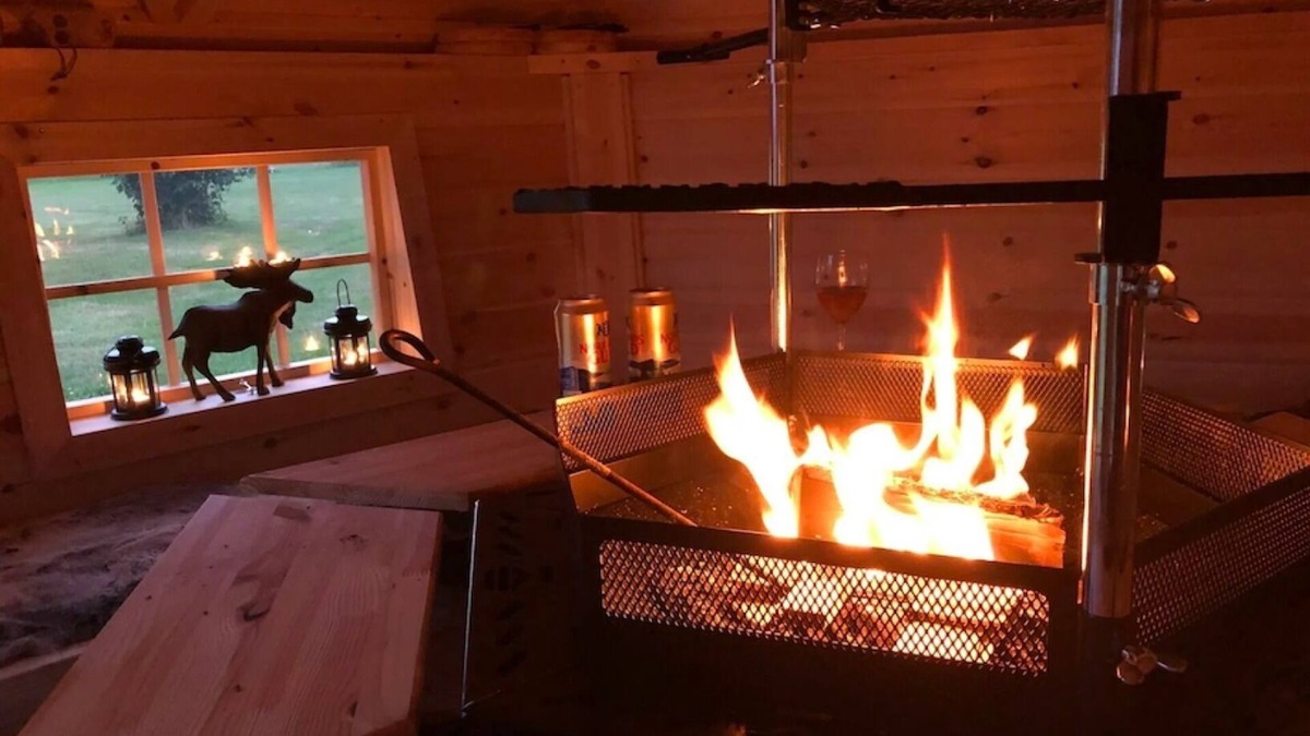 Varnamo O House | Holiday paradise on the lake with a boat and sauna