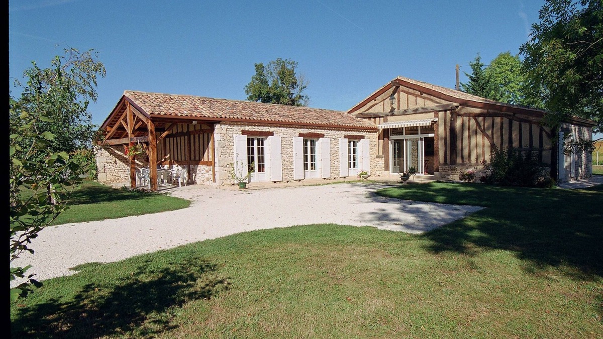 Rayet House | Holiday rental house, swimming pool, cottage lamoutole, Villereal