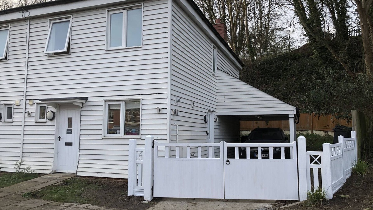 Rye House | Holiday rental in Rye, sleeps up to 6 with private gated driveway