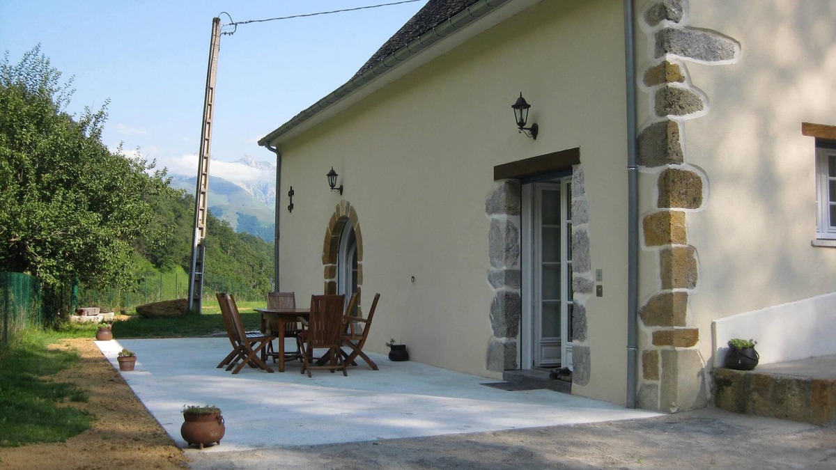 Osse-en-Aspe House | HOLIDAY RENTAL OLD SHEEPFARM SOUPERVIELLE