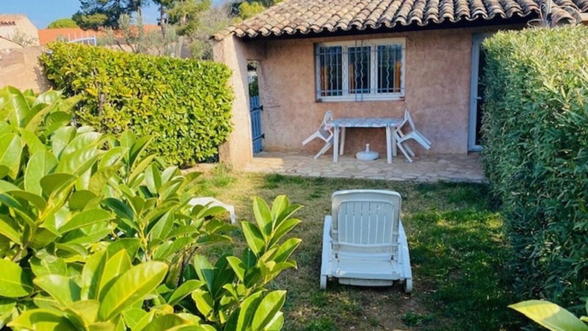 Lorgues Villa | HOLIDAY RENTALS VAR, PRIVATE GARDEN, SWIMMING POOL, PETS ALLOWED, PROPERTY