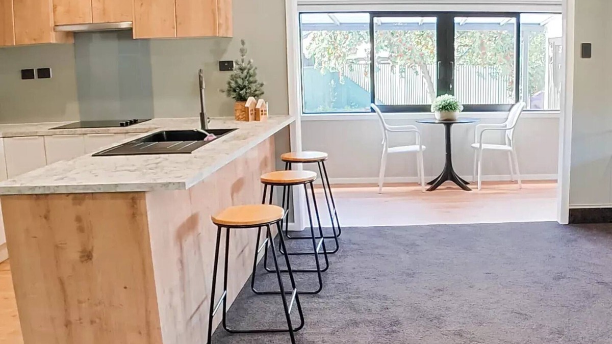 Lowburn House | Holiday retreat in the heart of old Cromwell!