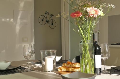 Pisa Apartment | Holiday Vibes