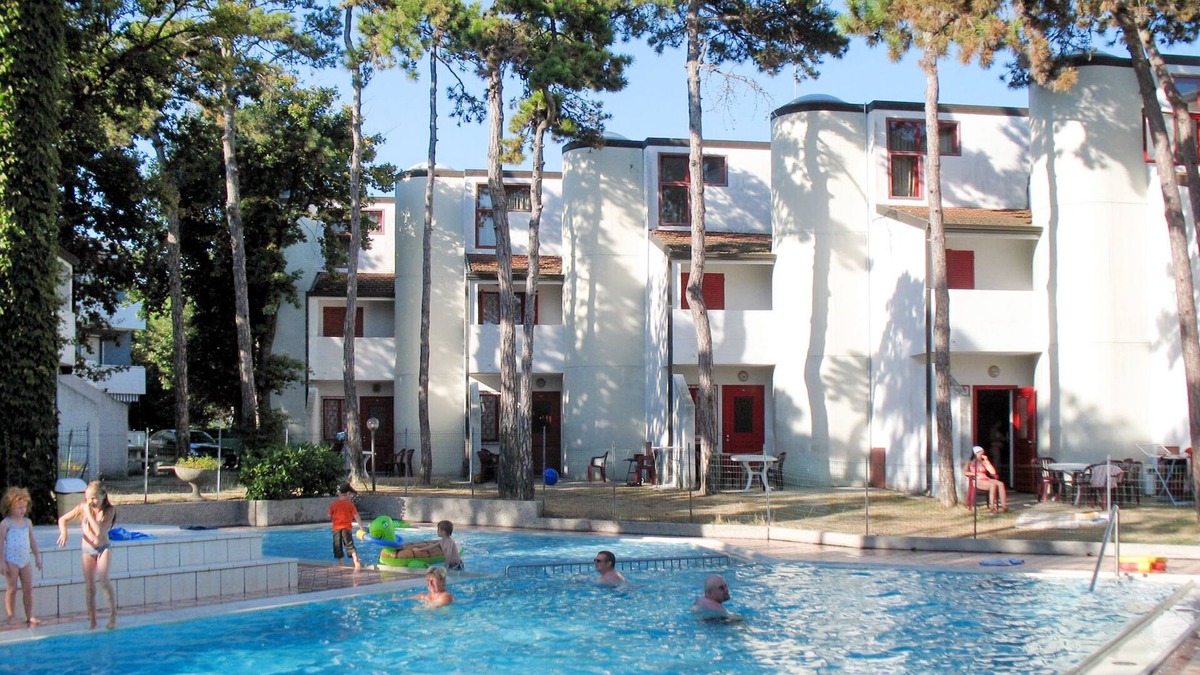Lignano Pineta House | Holiday Village by Interhome
