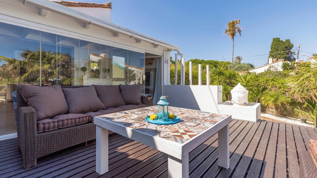 Bahia Dorada Villa | Holiday villa for rent in Estepona