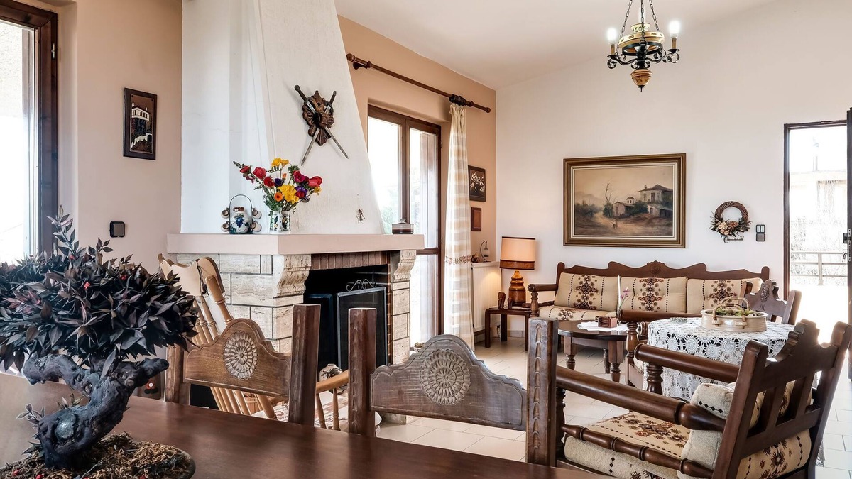 Chalcis Cottage | Holiday villa with sea view in Paralia Avlidas