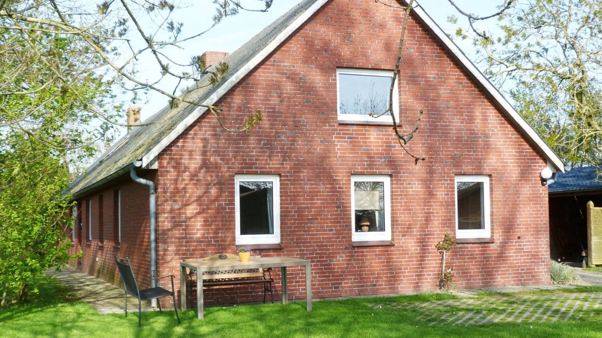 Hattstedtermarsch Apartment | Holidays directly behind the dike in the apartment on the Ferienhof Kohn