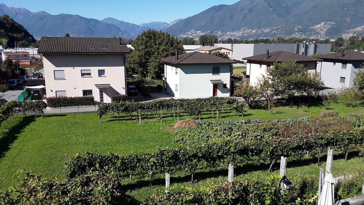 Quartino Apartment | HOLIDAYS HOMES IL FOLLETTO