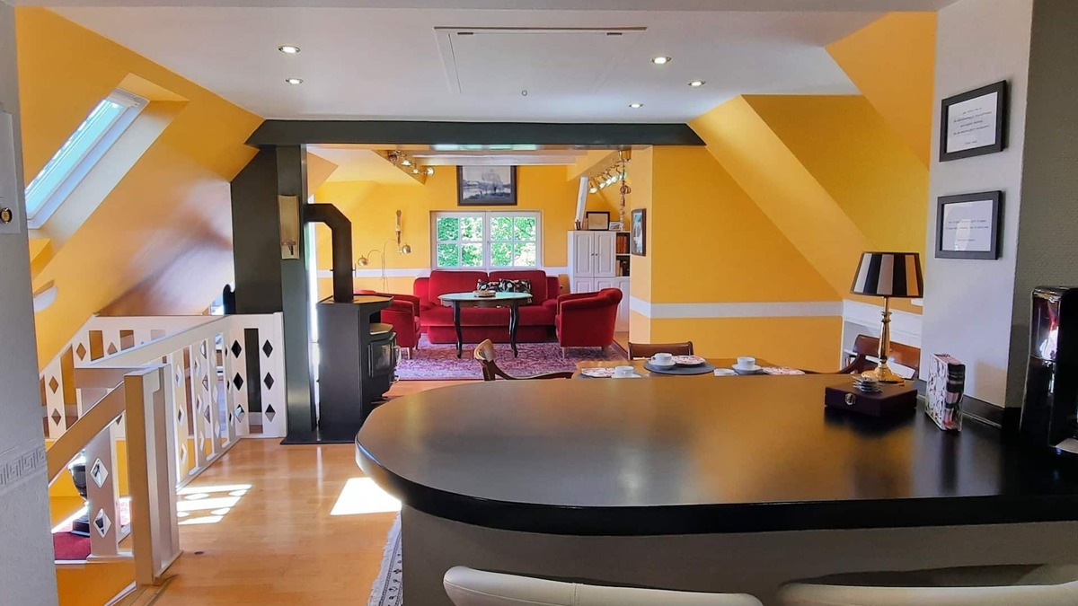 Harmsdorf House | Holidays under linden in a 200 year old blacksmith on a park property
